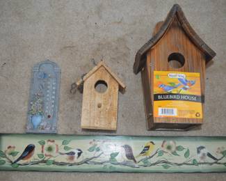 Bird houses and bird decor