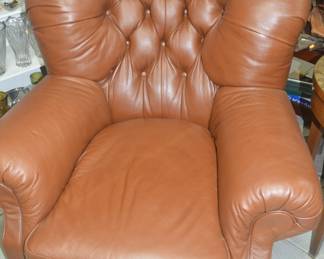 oversized comfy leather chair