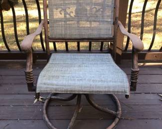 One Patio Swivel Chair