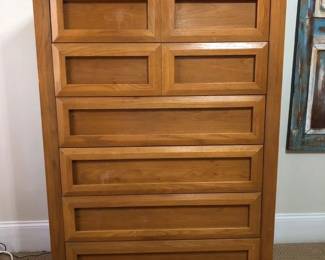 Mid Century Thomasville Chest of Drawers