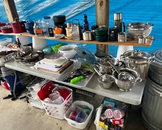Lots more great quality cookware out here!