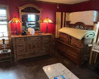 Fabulous, solid pine Southwest bedroom outfit!