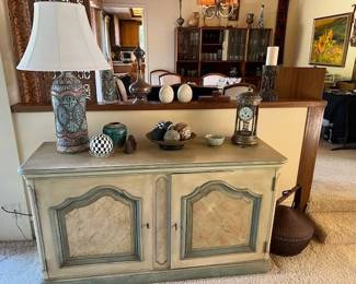 Console Cabinet - Morrocan Style Lamp