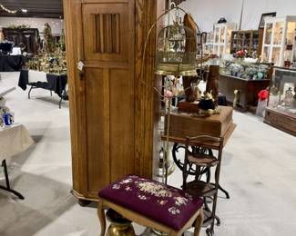 Antique Wardrobe looks nice & great size