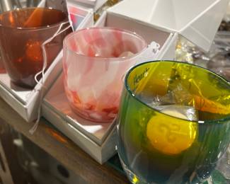 Good selection of the Glassy Babies !
Collective Votives