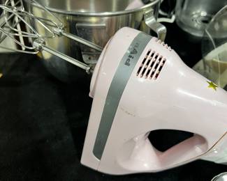 Kitchenaid Hand Mixer in Pink