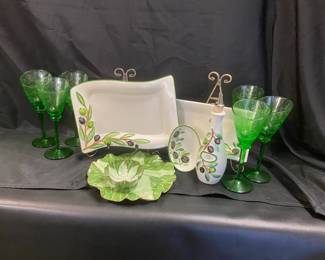 Mustardseed Moonshine Originals Italian Made Olive Oil Set Green Bubble Glass Stemware