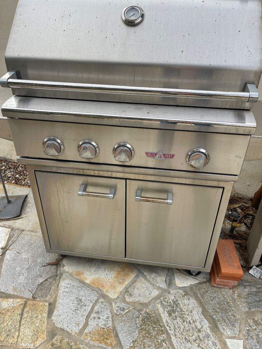 Delta heat BBQ