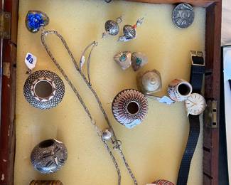 Native American small pots - turquoise - Persian miniature box 