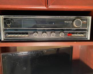Magnavox Receiver