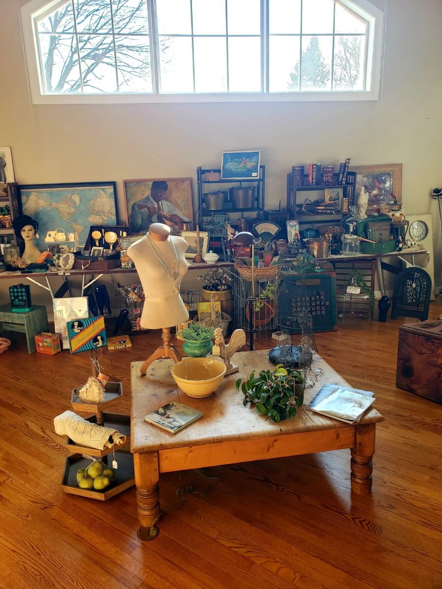 Please note, the table is not for sale. 