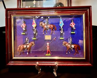 Framed William Britain #5192 - miniature  metal soldier collection -  Honorable Artillery Company 