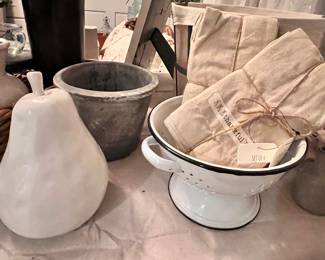 30% Off Beautiful home decor items from Lauren at Boxwood in W. Dundee  