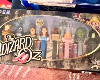 Wizard of Oz Pez set - unopened