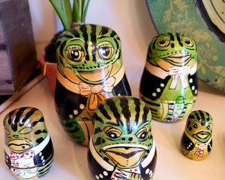 5pc Frog Nesting Dolls