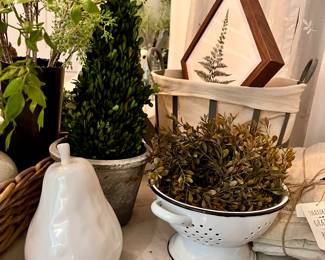 30% Off Beautiful new home decor items from Lauren at Boxwood in W. Dundee 