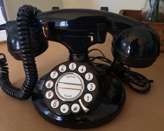 Reproduction push button phone -works