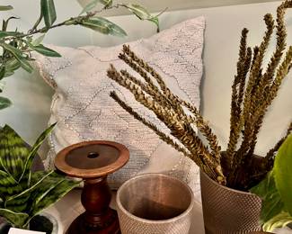 30% Off Beautiful new home decor items from Lauren at Boxwood in W. Dundee 