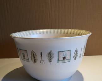 Pfaltzgraff Naturewood bowl