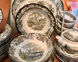 Vtg Heritage by Ridgway dishes