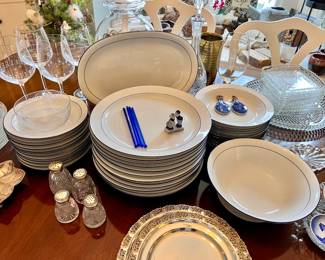 Vtg. Crate & Barrel dished - it's hard to believe these dishes are 44 years old. Boy, time flies  