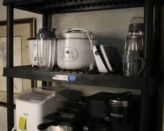 Small Kitchen Appliances, Ice Maker, Deep Fryer, Ninja Bullet, Rice Cooker, Vacuum Sealer, Air Fryer