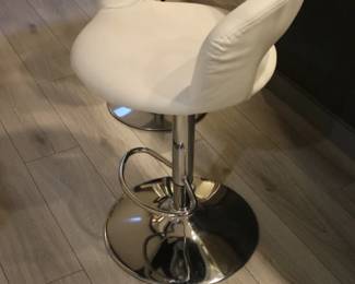 Barraza Adjustable Bar Stool