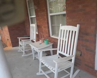 Outdoor Rocker and Table set $200.00