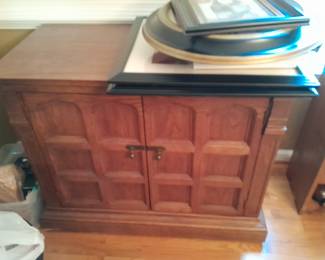 Large Vintage Storage Cabinet
$100.00