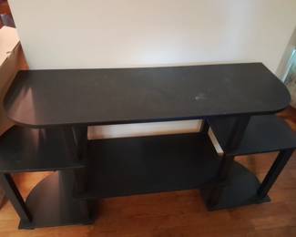 Multi tier table $60.00