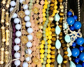 Costume Jewelry - Necklaces