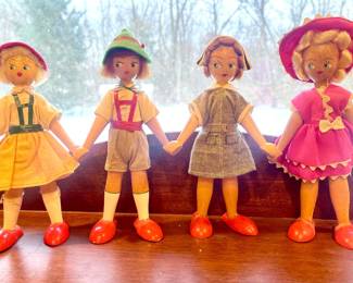 Vintage Polish Wooden Peg Dolls