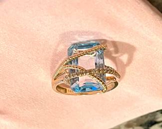 Blue Topaz Wrapped-Gem Ring (14k gold)