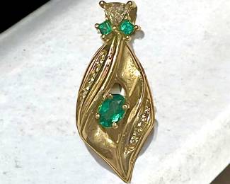 Emerald Diamond Pendant (14k)