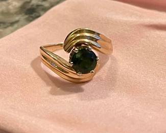 Emerald Gold Ring (14k gold)