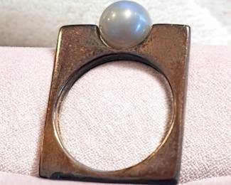 Geometric  Pearl Ring