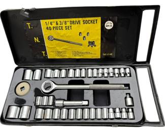 14 in  38 in Drive Socket 40 Piece Set