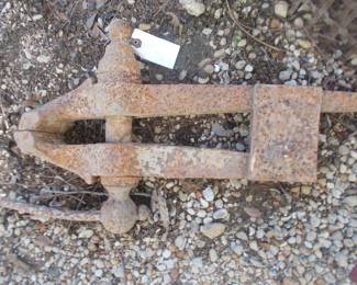 Very old vise