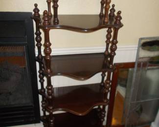 Curio shelf