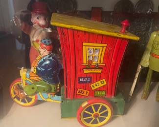 Wyandotte Tin Wind Up