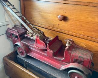 Buddy L aerial ladder truck. 1930’s