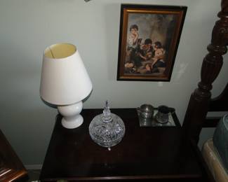 Lamp, cut glass, and assorted Americana items
