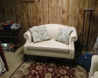 Nice little loveseat and pillows