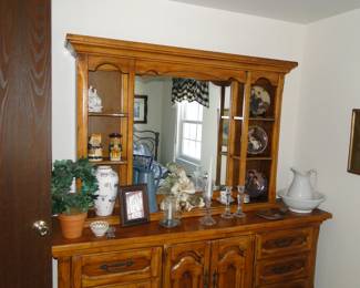 Do no be too overwhelmed with this large hutch, as it would make a great project piece