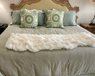 Baroque  style carved bed