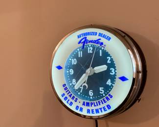 Fender Light and Neon Clock Vintage (Face glass has crack but all original and working)