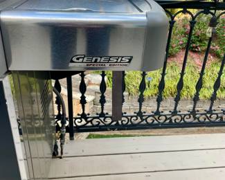 Genesis Weber grill 