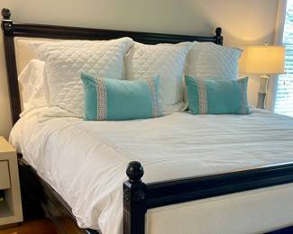 Kreiss Windsor Bed - This Windsor Bed creates a warm retreat that is distinguished and restful. Made to last for generations, the solid wood frame features carved medallion accents on the head and footboard.