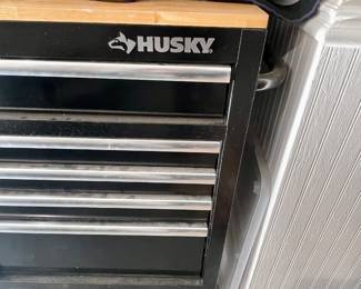 Husky tool chest 
