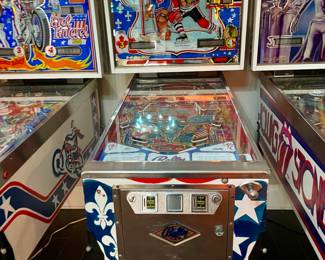 Bobby Orr coin operated Bally Pinball Machine 